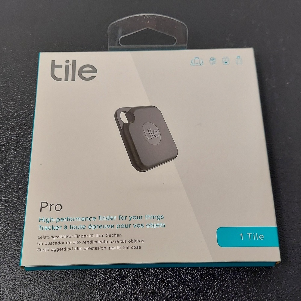 Tile Pro Bluetooth Tracker Black 1 Pack High Performance Finder RE-21001 T1101